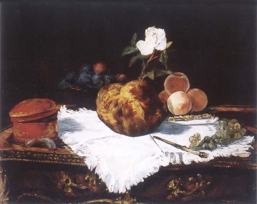 Brioche with flower and fruits
